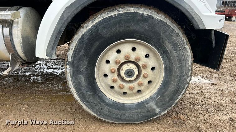 image for item FC5108 2000 Western Star 4800 dump truck