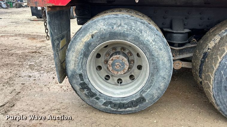 image for item FC5108 2000 Western Star 4800 dump truck