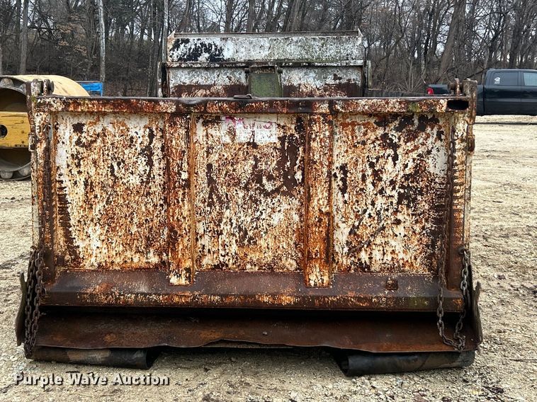 image for item FC5109 Davis dump bed