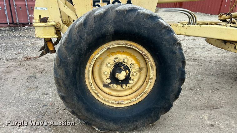 image for item FC5110 1972 John Deere 570A motor grader