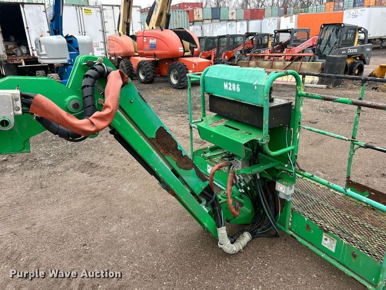 image for item FC5132 2012 Genie S-85 boom lift