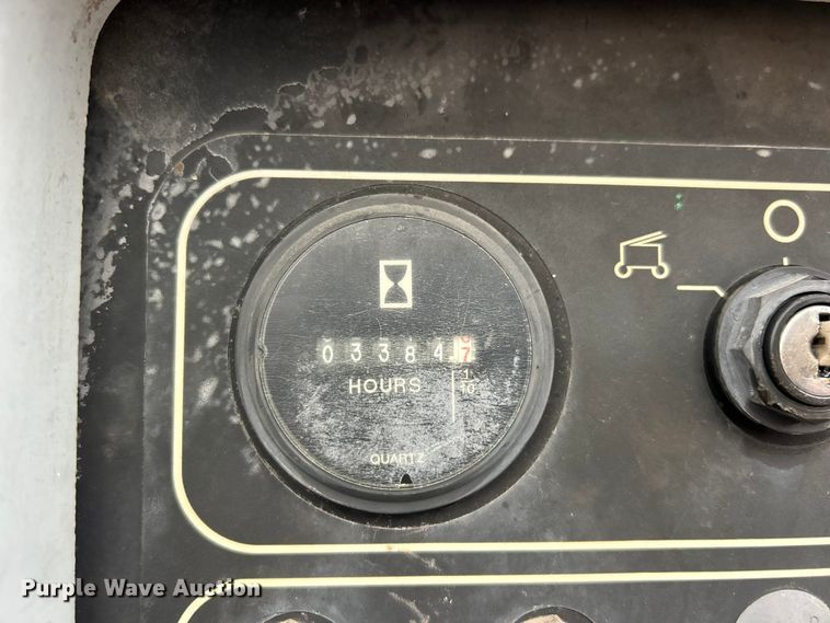 image for item FC5132 2012 Genie S-85 boom lift