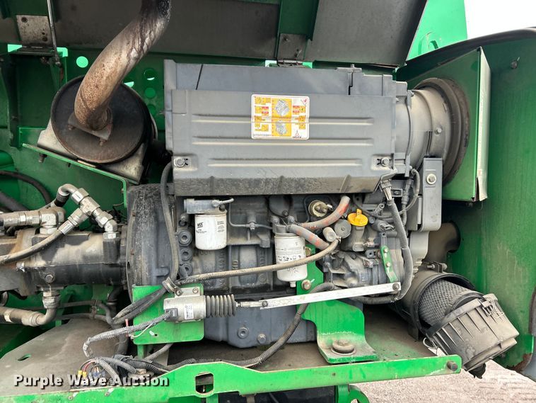 image for item FC5132 2012 Genie S-85 boom lift