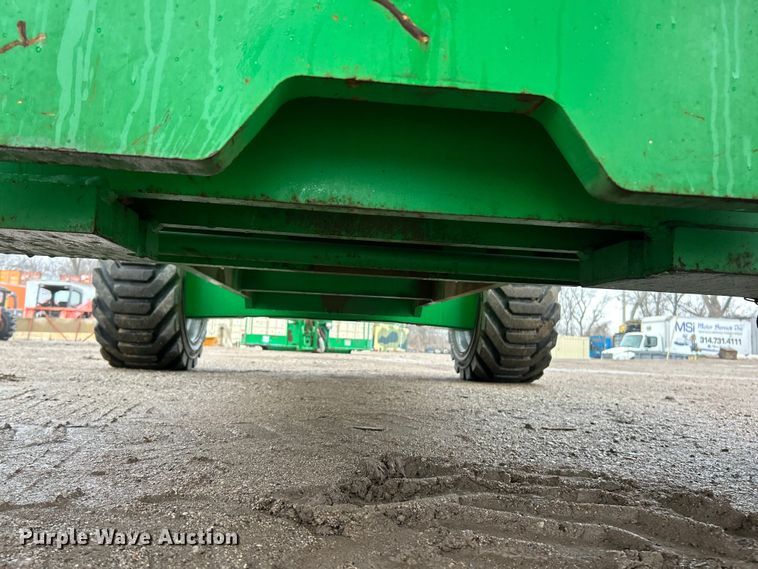 image for item FC5132 2012 Genie S-85 boom lift