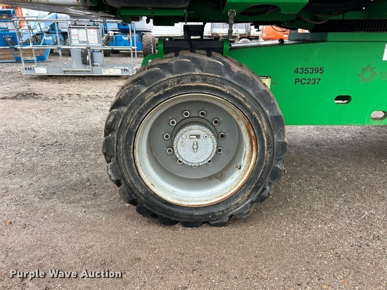 image for item FC5132 2012 Genie S-85 boom lift