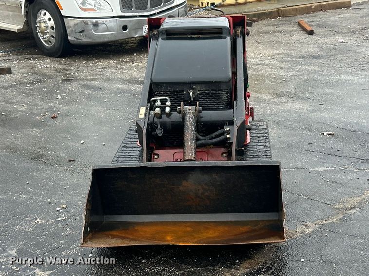 image for item FC5133 2017 Toro TX525 compact utility loader