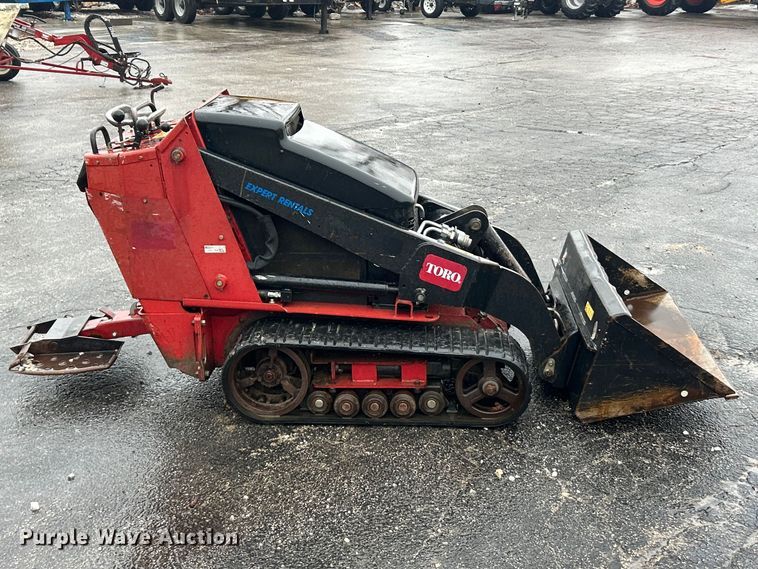 image for item FC5133 2017 Toro TX525 compact utility loader