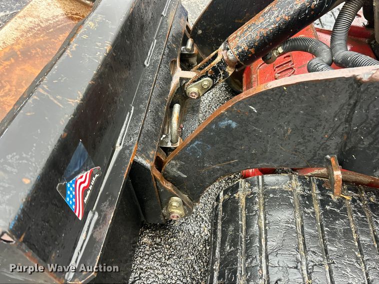 image for item FC5133 2017 Toro TX525 compact utility loader