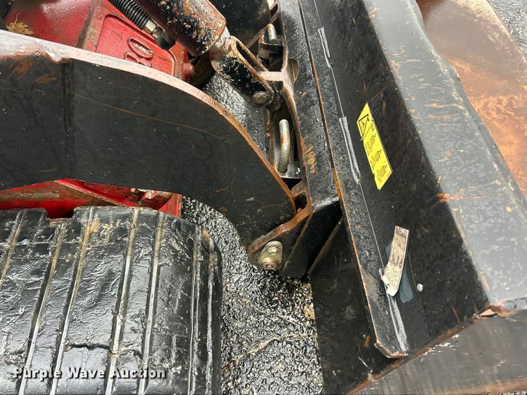 image for item FC5133 2017 Toro TX525 compact utility loader