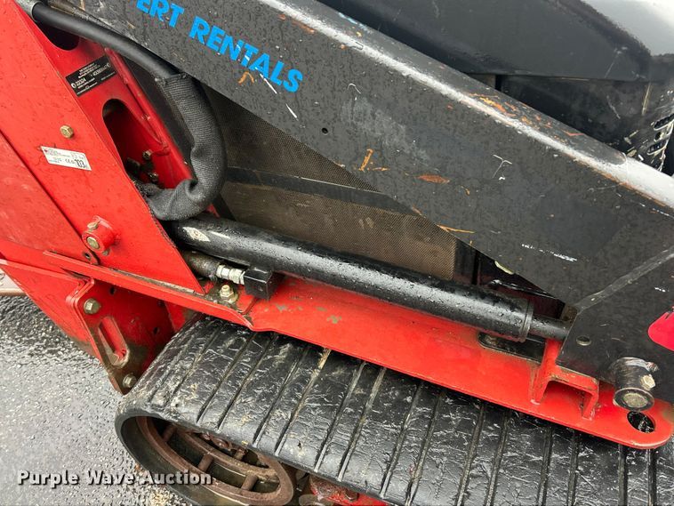 image for item FC5133 2017 Toro TX525 compact utility loader