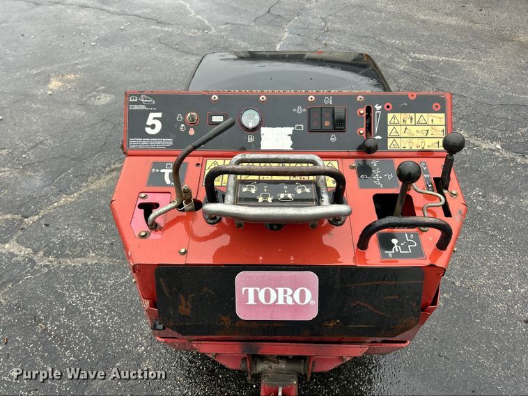 image for item FC5133 2017 Toro TX525 compact utility loader