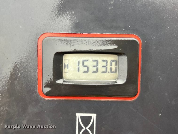 image for item FC5133 2017 Toro TX525 compact utility loader