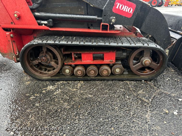 image for item FC5133 2017 Toro TX525 compact utility loader