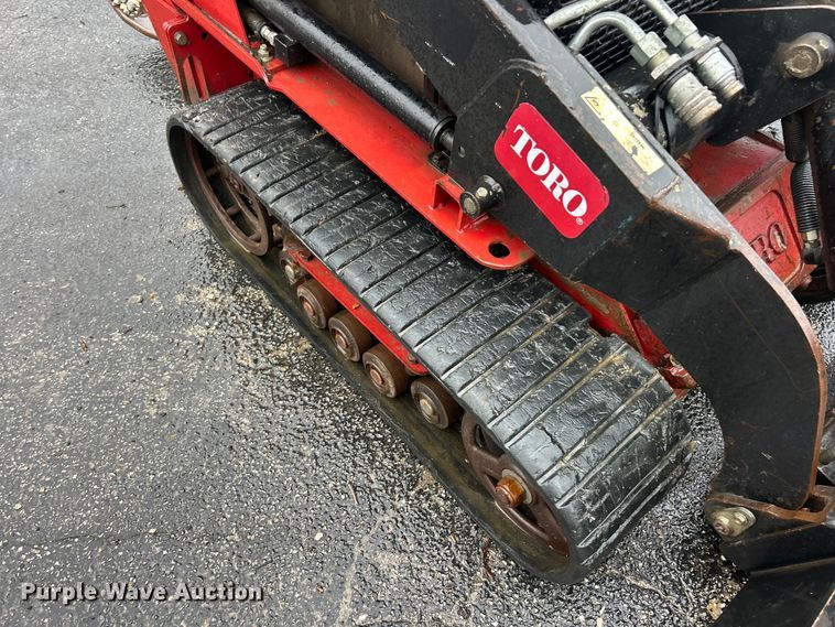 image for item FC5133 2017 Toro TX525 compact utility loader