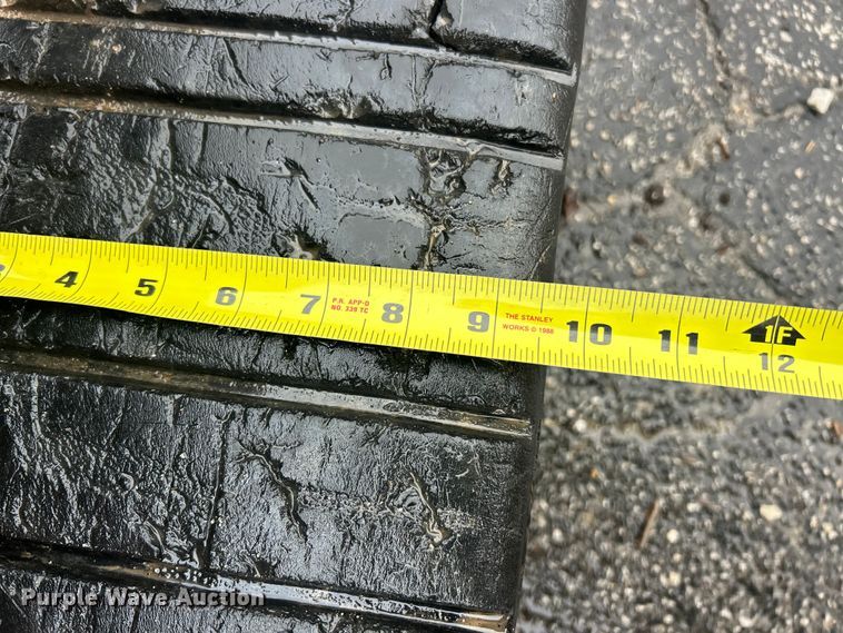 image for item FC5133 2017 Toro TX525 compact utility loader