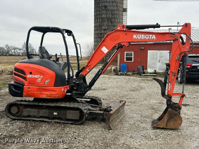 image for item FC5138 2016 Kubota KX040-4 mini excavator