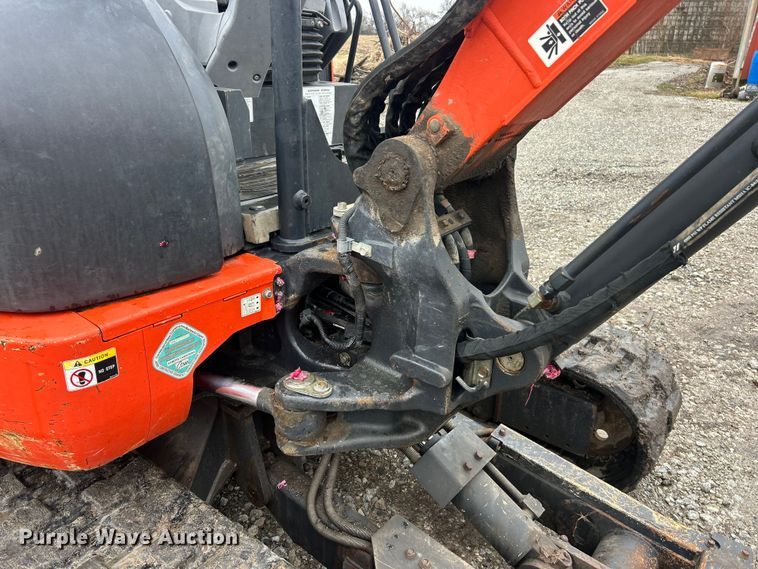 image for item FC5138 2016 Kubota KX040-4 mini excavator