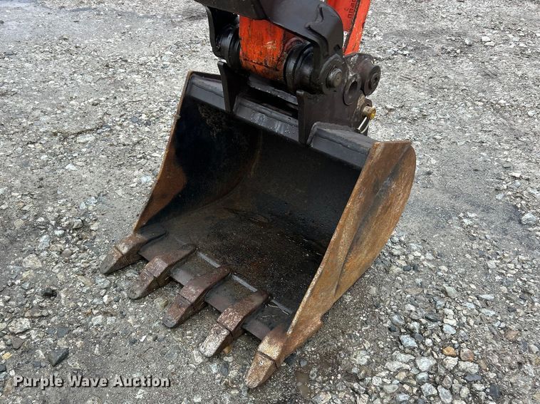 image for item FC5138 2016 Kubota KX040-4 mini excavator
