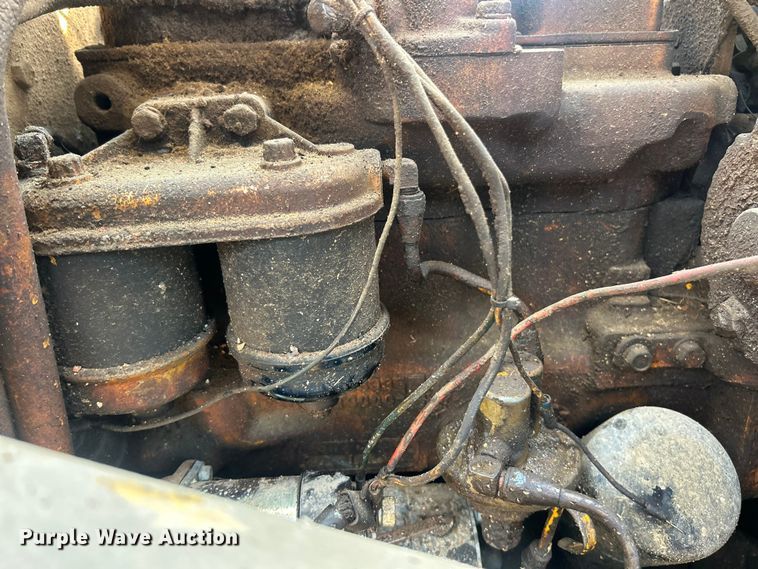 image for item FC5140 John Deere JD350 track loader