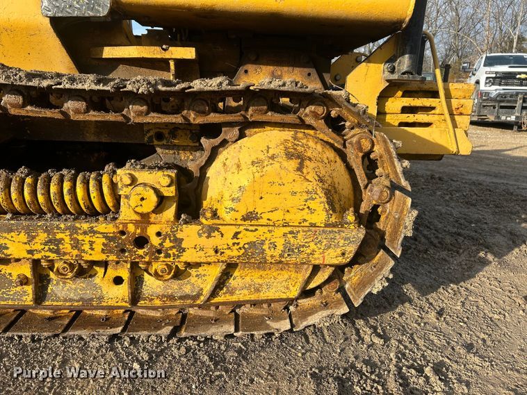image for item FC5140 John Deere JD350 track loader