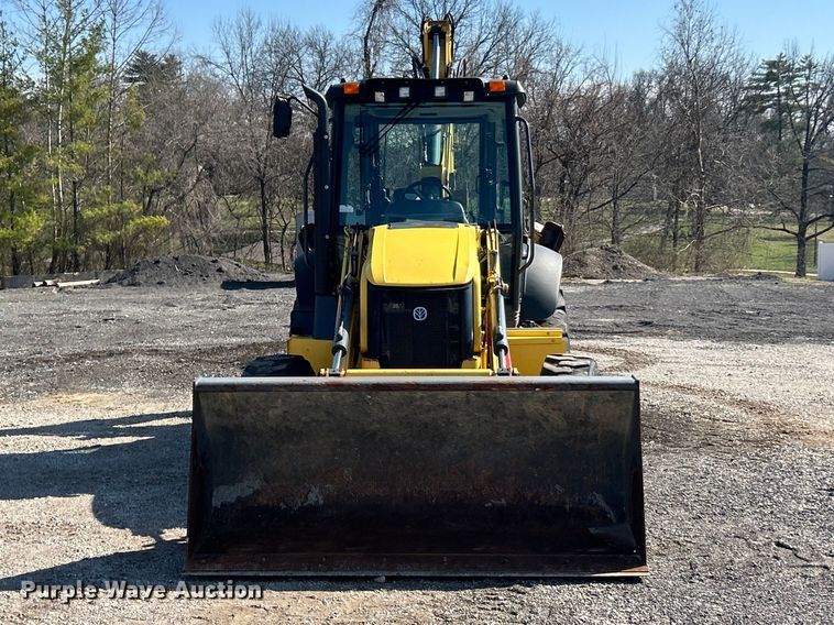 image for item FC5165 2018 New Holland B95C backhoe