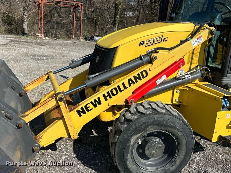 image for item FC5165 2018 New Holland B95C backhoe