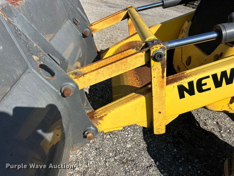 image for item FC5165 2018 New Holland B95C backhoe