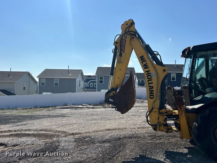 image for item FC5165 2018 New Holland B95C backhoe
