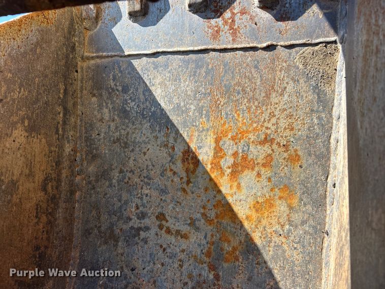 image for item FC5165 2018 New Holland B95C backhoe