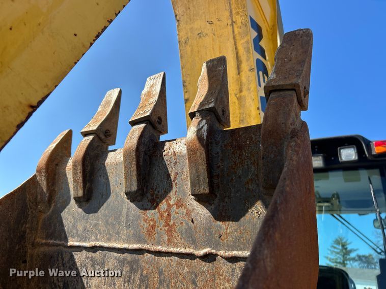 image for item FC5165 2018 New Holland B95C backhoe