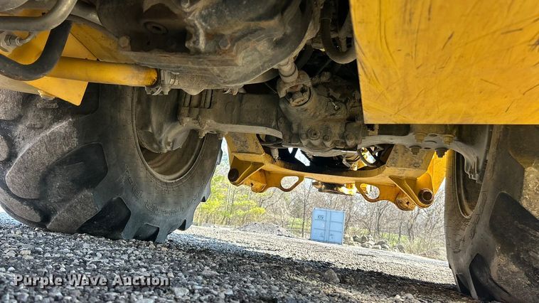 image for item FC5165 2018 New Holland B95C backhoe