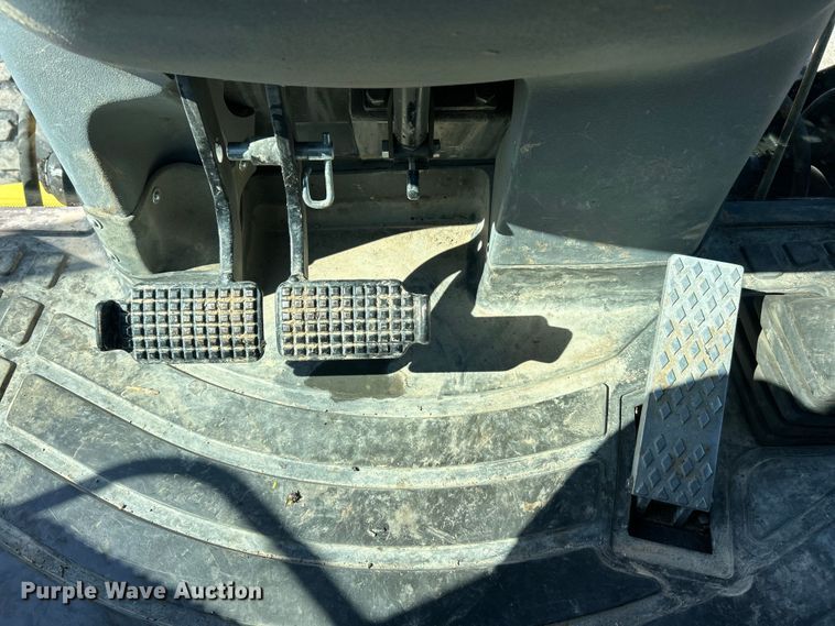 image for item FC5165 2018 New Holland B95C backhoe