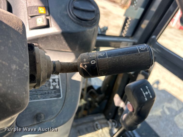 image for item FC5165 2018 New Holland B95C backhoe