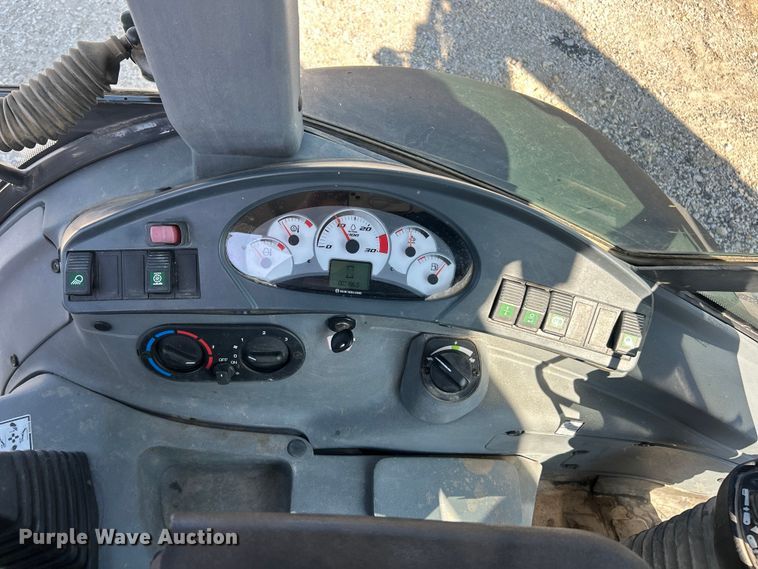 image for item FC5165 2018 New Holland B95C backhoe