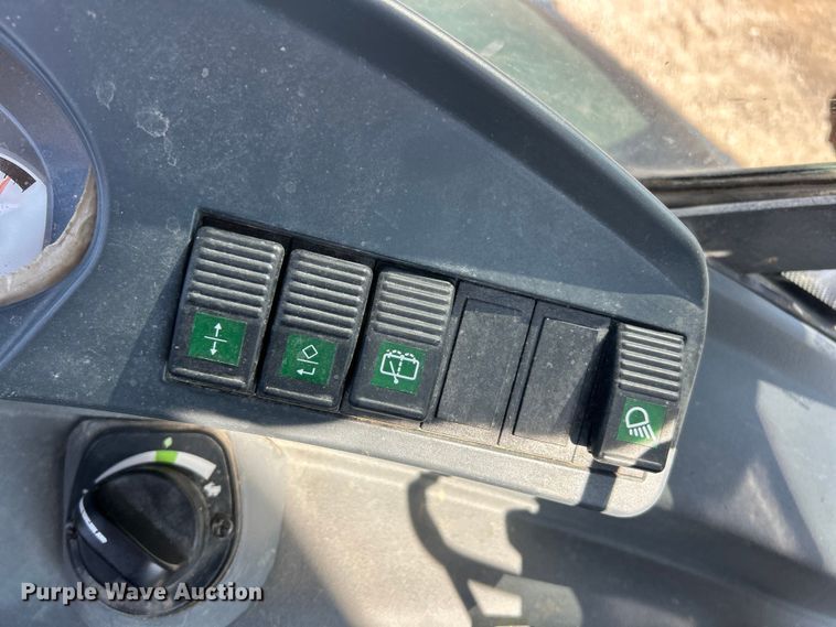 image for item FC5165 2018 New Holland B95C backhoe