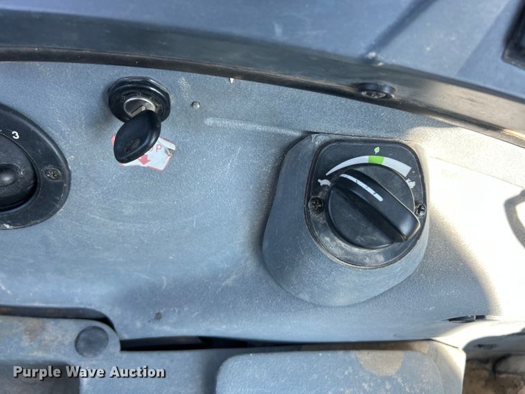 image for item FC5165 2018 New Holland B95C backhoe