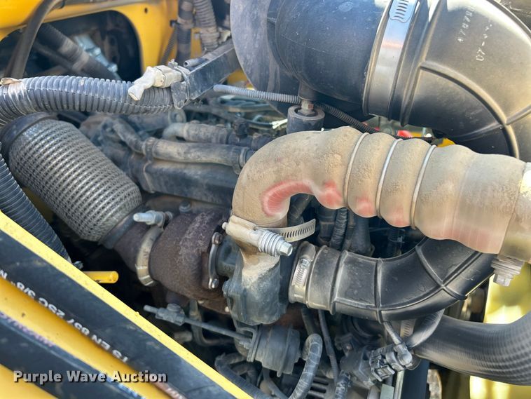 image for item FC5165 2018 New Holland B95C backhoe