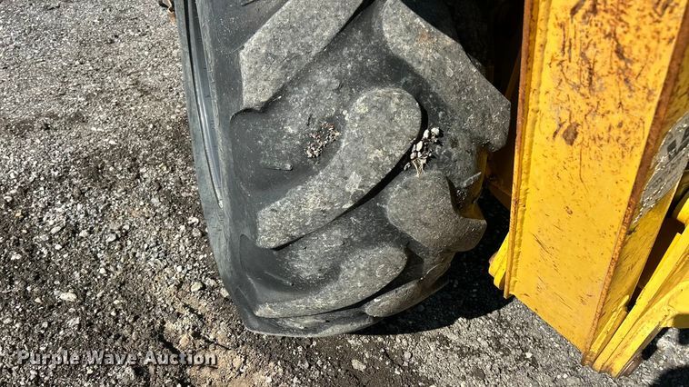 image for item FC5165 2018 New Holland B95C backhoe