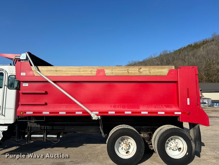 image for item FC5166 2001 Kenworth W900B dump truck