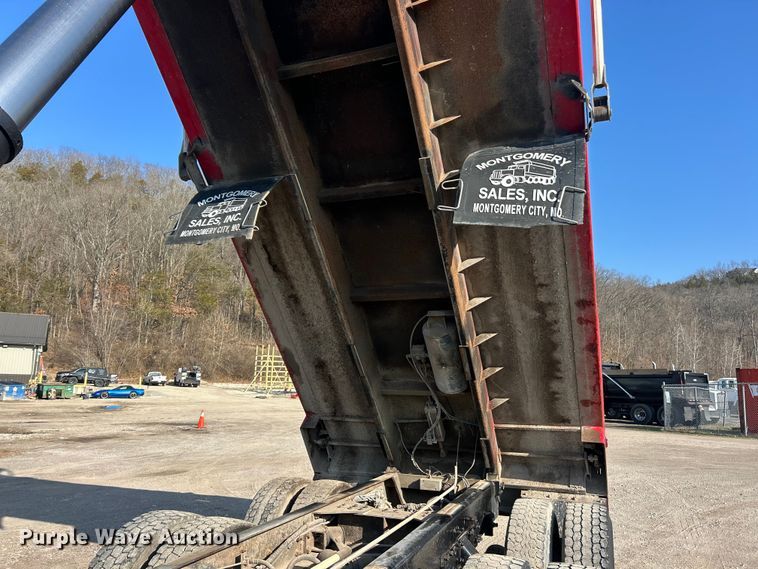 image for item FC5166 2001 Kenworth W900B dump truck