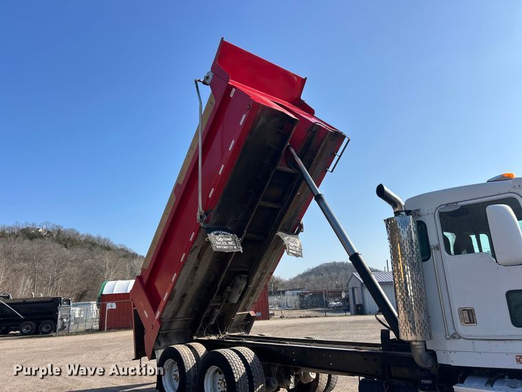 image for item FC5166 2001 Kenworth W900B dump truck