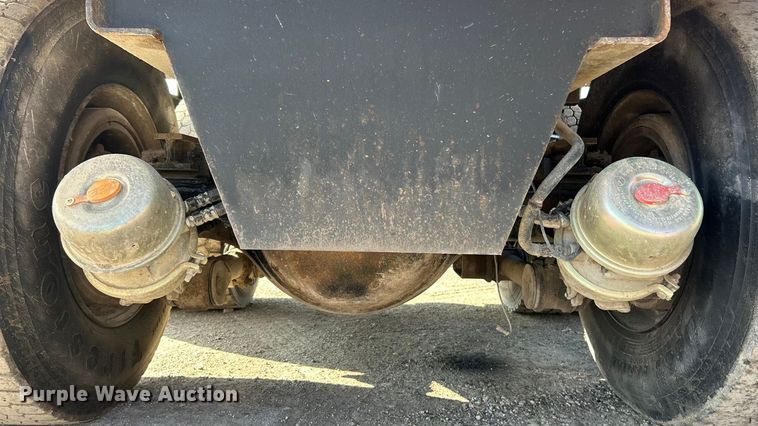 image for item FC5166 2001 Kenworth W900B dump truck