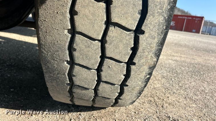 image for item FC5166 2001 Kenworth W900B dump truck