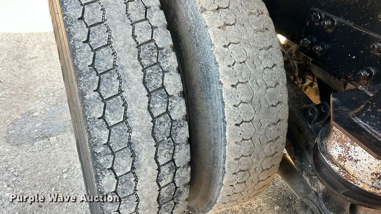 image for item FC5166 2001 Kenworth W900B dump truck