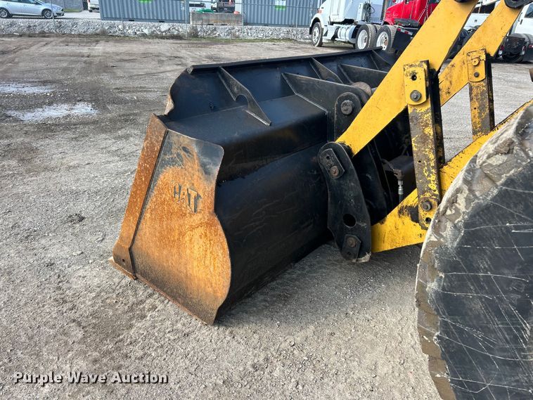 image for item FC5169 2012 Caterpillar IT14G wheel loader