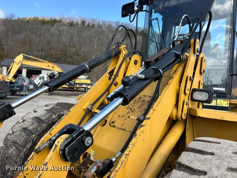 image for item FC5169 2012 Caterpillar IT14G wheel loader