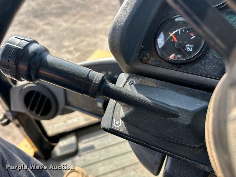 image for item FC5169 2012 Caterpillar IT14G wheel loader