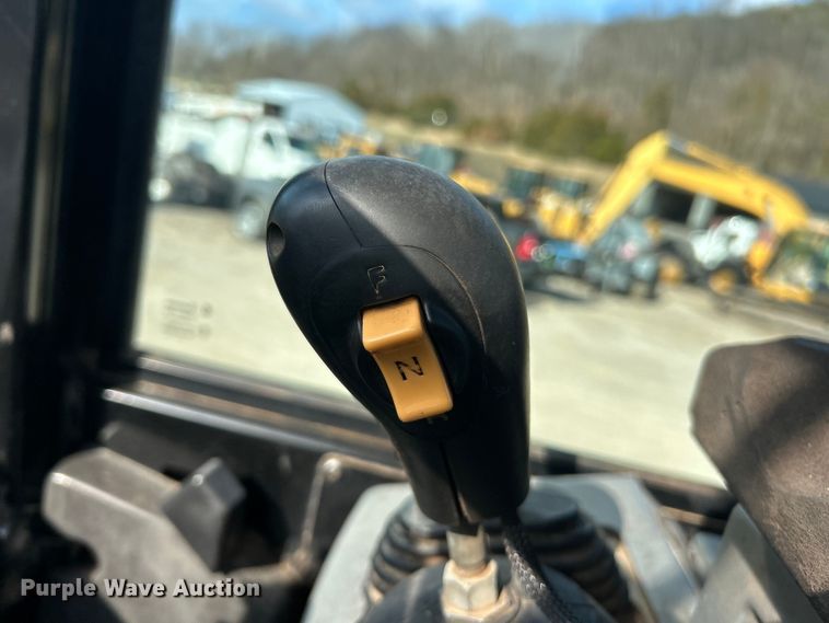 image for item FC5169 2012 Caterpillar IT14G wheel loader