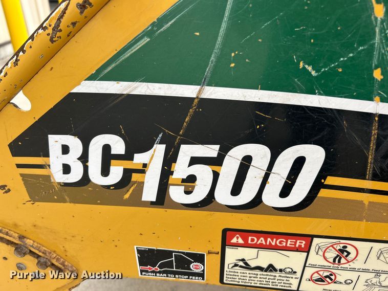 image for item FC5173 2008 Vermeer BC1500 wood chipper