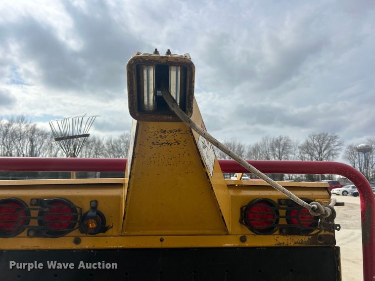 image for item FC5173 2008 Vermeer BC1500 wood chipper